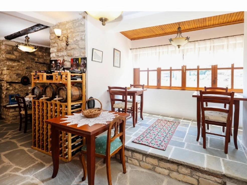 Guest House J.Prifti 베라트 외부 사진