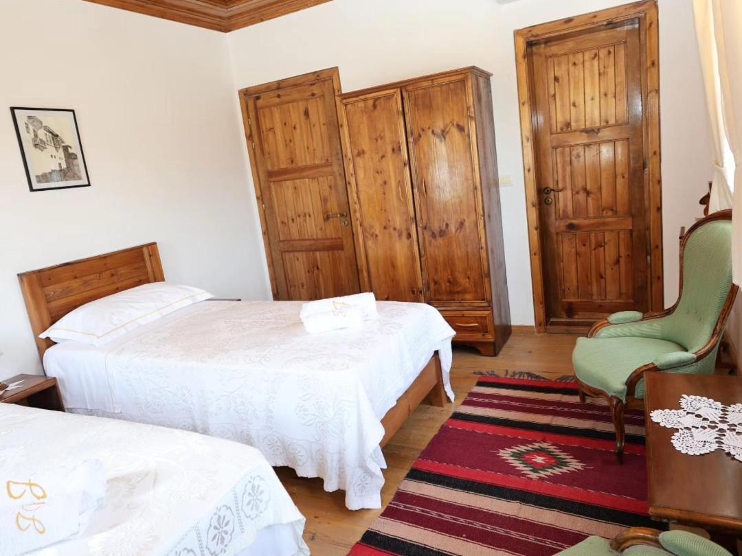 Guest House J.Prifti 베라트 외부 사진