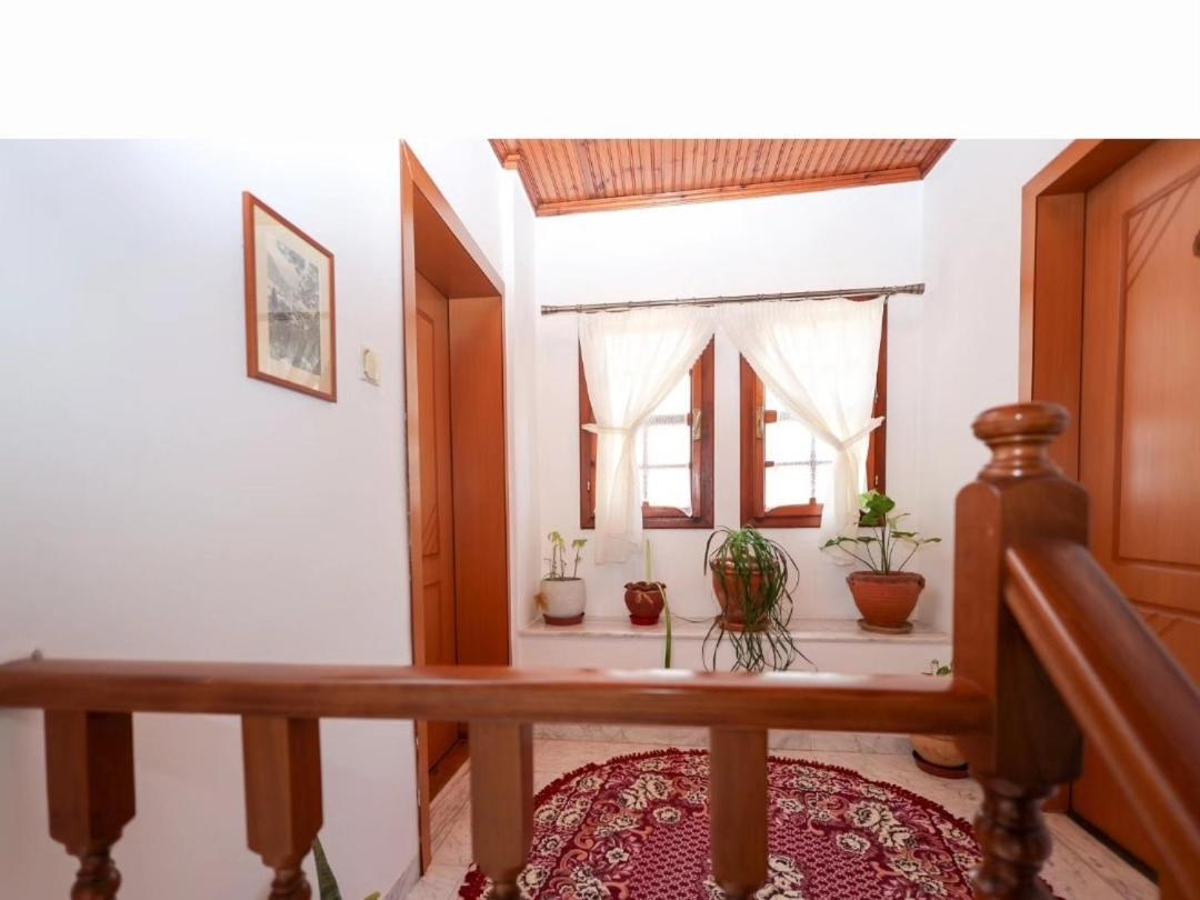 Guest House J.Prifti 베라트 외부 사진