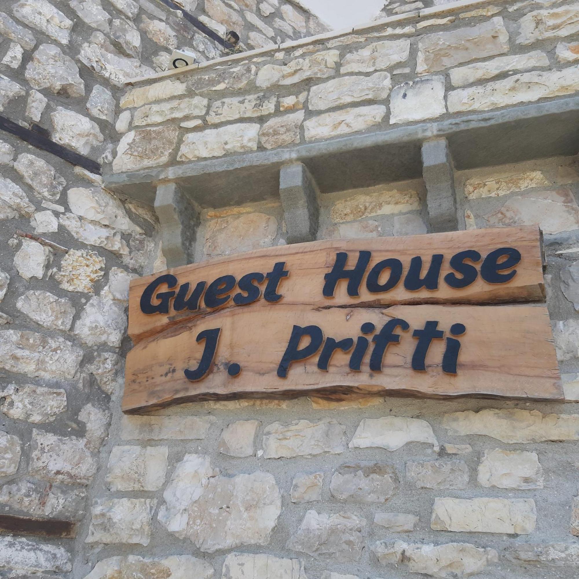 Guest House J.Prifti 베라트 외부 사진